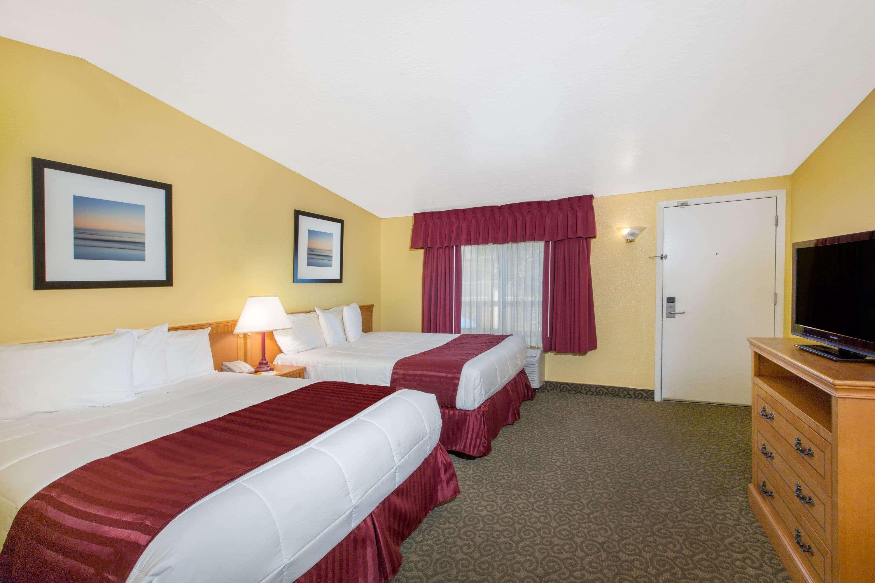 Days Inn By Wyndham Redwood City Εξωτερικό φωτογραφία