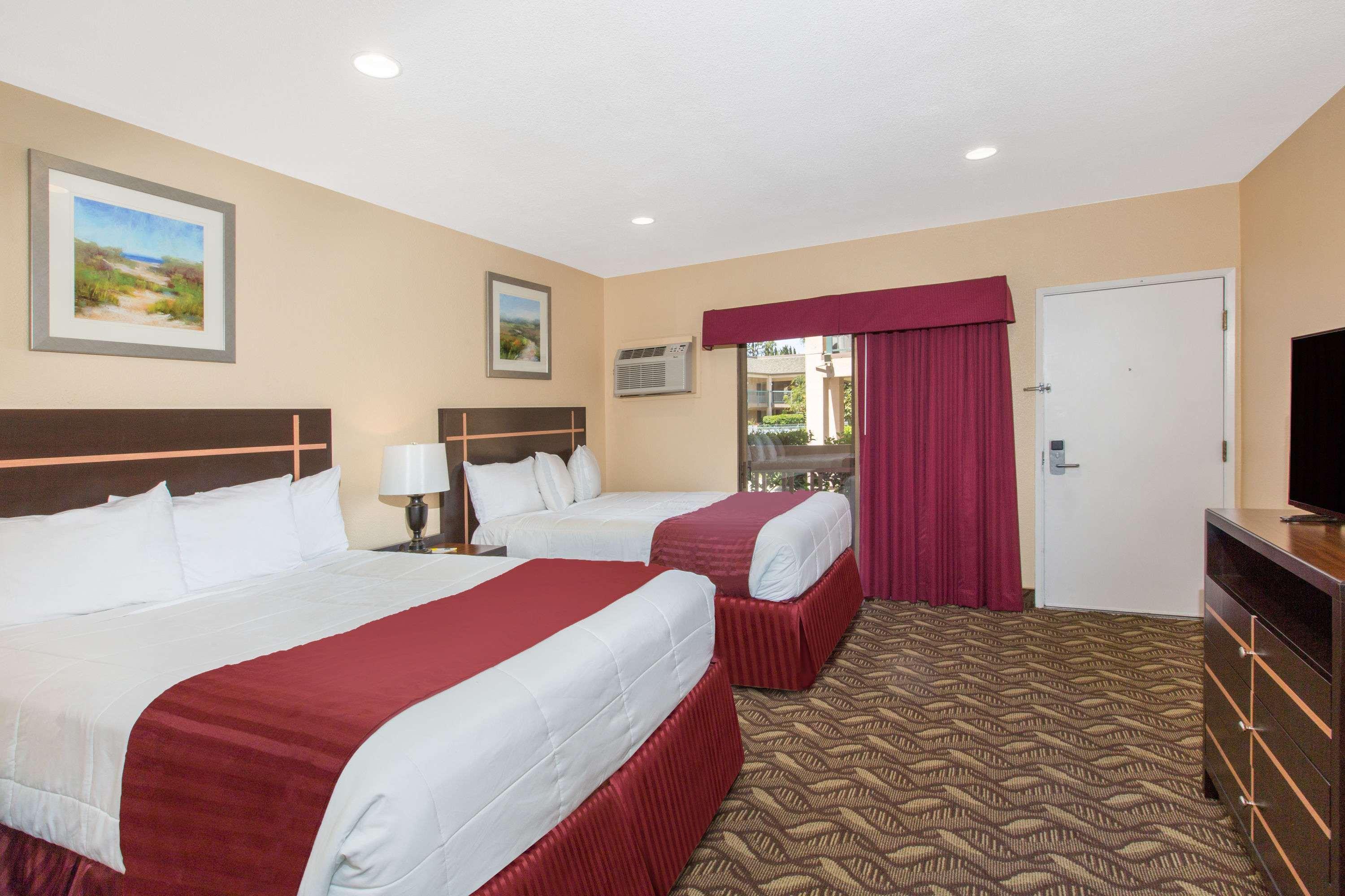 Days Inn By Wyndham Redwood City Εξωτερικό φωτογραφία